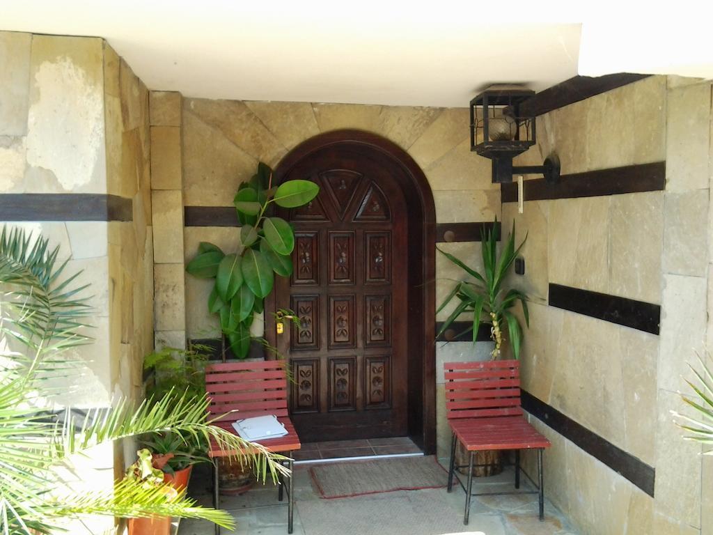 Guest House Yanina Varna Esterno foto