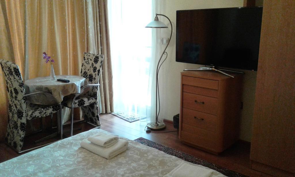 Guest House Yanina Varna Esterno foto