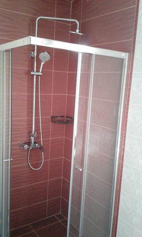 Guest House Yanina Varna Esterno foto