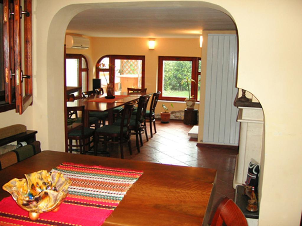 Guest House Yanina Varna Esterno foto