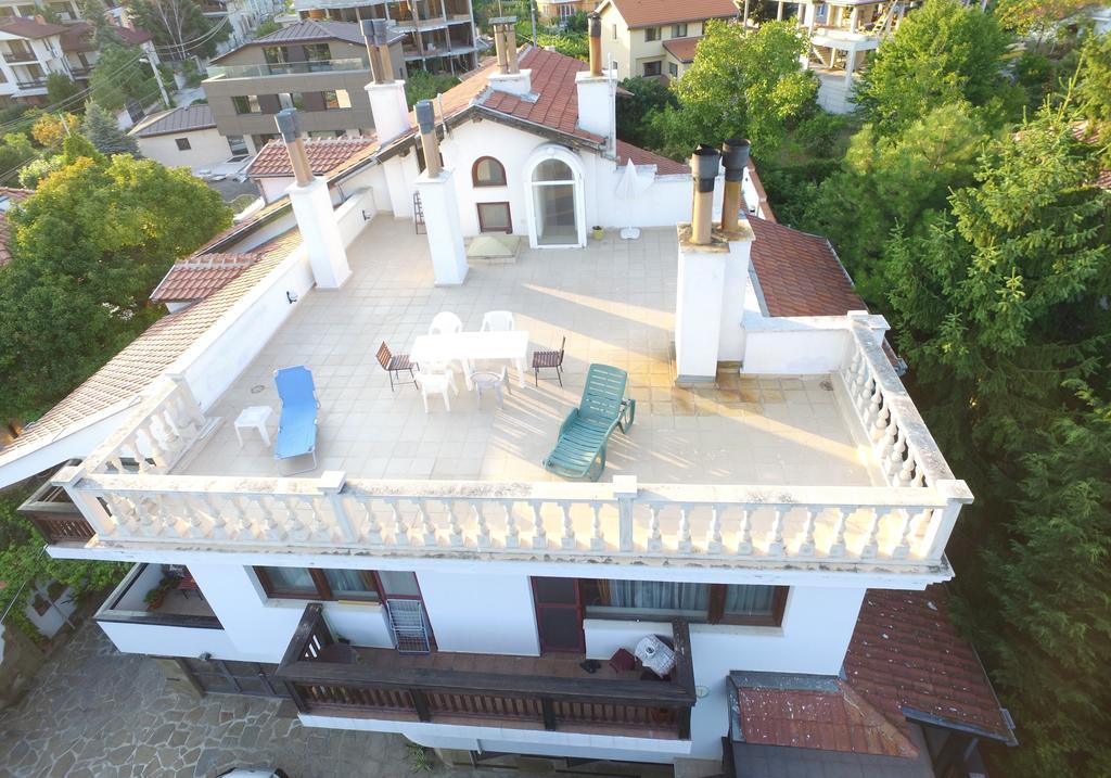 Guest House Yanina Varna Esterno foto