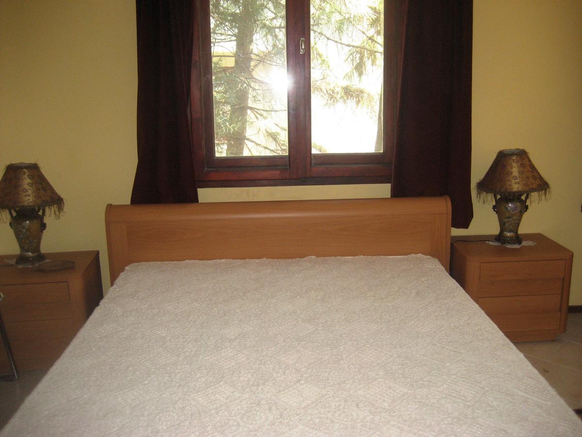 Guest House Yanina Varna Esterno foto
